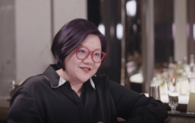 莱佛士邂逅洪晃，共同演绎“莱佛士非凡体验”